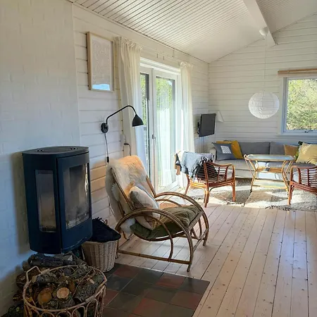 Summer House Near Tversted Plantage And Apartament Ålbæk